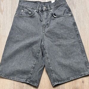 Zara Men's Baggy Short